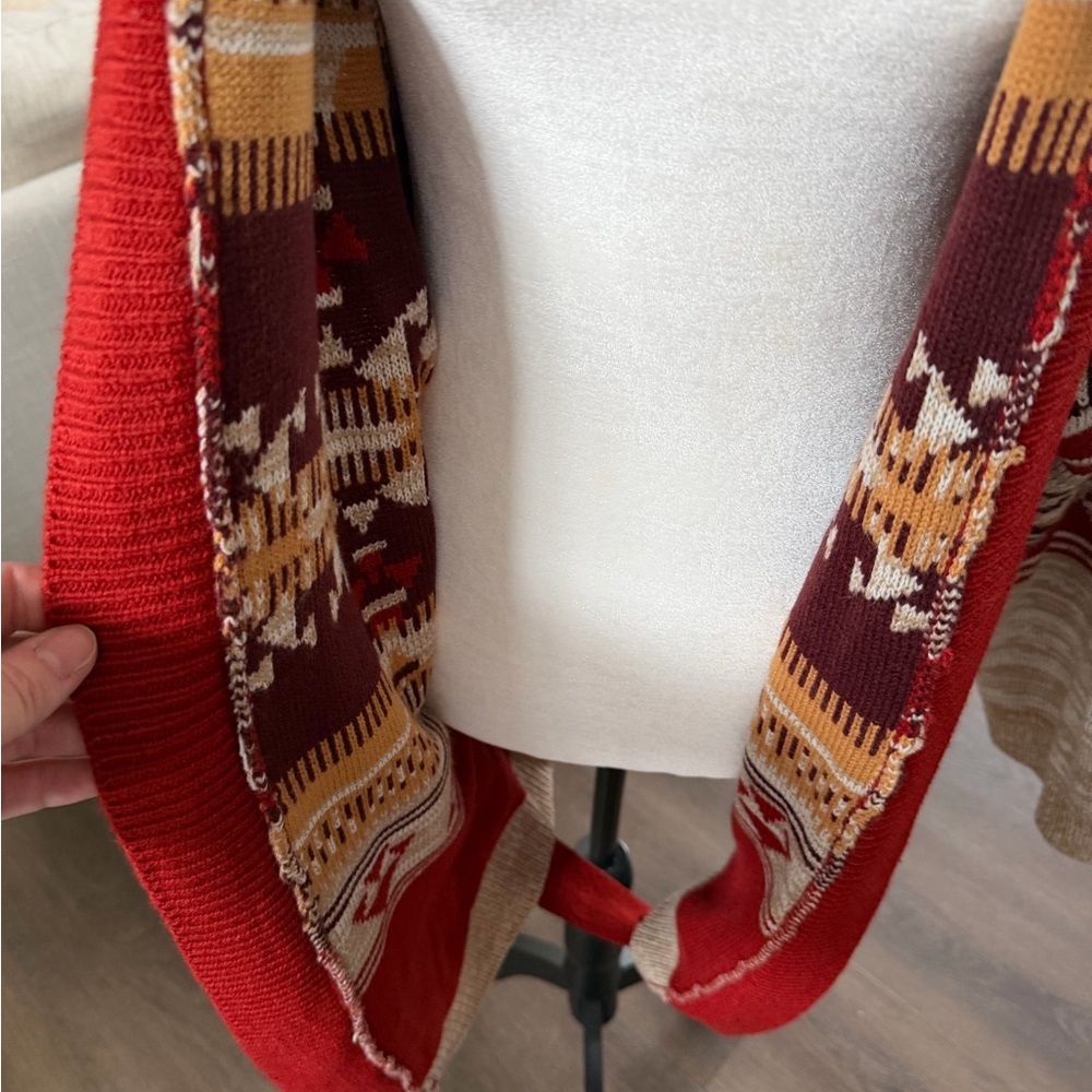 Wrangler Retro Red and Beige Knit Sweater - Picture 4 of 7